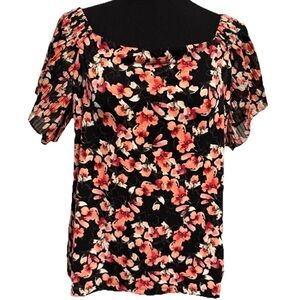 White House Black Market Women's Short Sleeve Floral Top, Medium